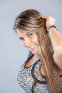 beautiful-woman-1434842_640-200×300.jpg